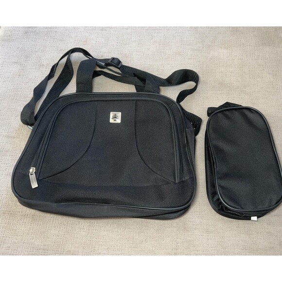 Air France Business Class Amenity Bag Set Travel Carry On Airline Case Kit Set - Picture 1 of 10
